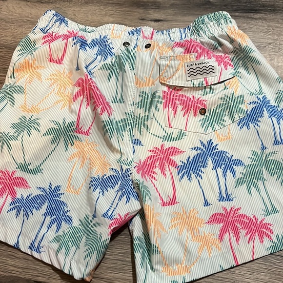 Men’s tropical and striped swim trunks- size Large - Picture 7 of 7